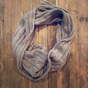 Chunky Cable Infinity Scarf